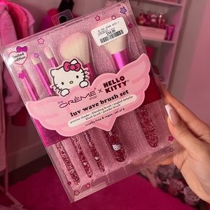 Hello kitty brush set